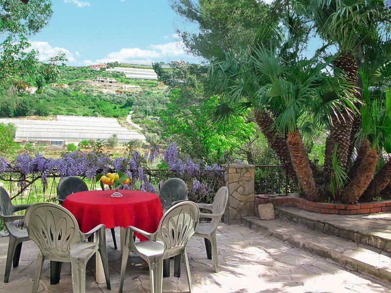 Agriturismo Le Mimose Imperia Exteriör bild